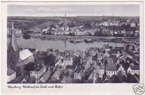 04615 Ak Flensburg Blick auf Stadt und Hafen um 1940