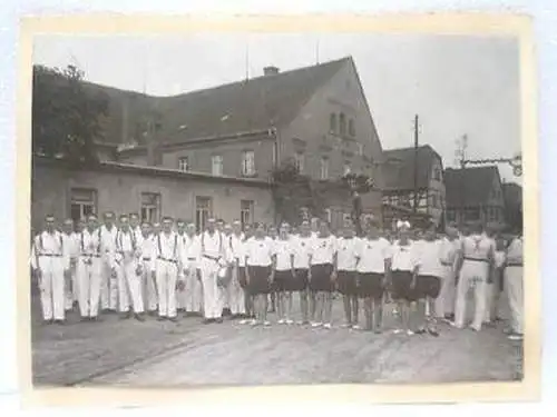 Altes Foto Gasthof Wyhra mit Spielmannszug um 1910