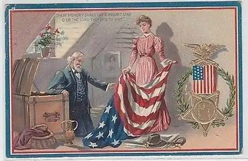 61641 Patriotika Präge Ak USA Soldat kniet vor Flagge Fahne 1911