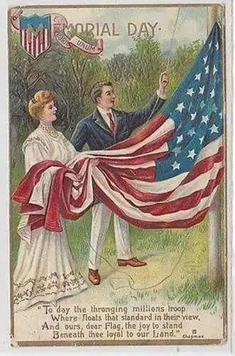 61642 Patriotika Präge Ak USA Paar hißt Flagge Fahne 1911