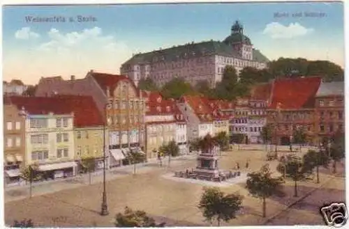 28093 Ak Weissenfels a. Saale Markt und Schloß um 1920