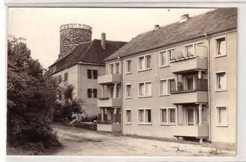 53110 Foto Ak Schlanstedt Krs. Halberstadt Wohnhaus Burg im Hintergrund um 1960