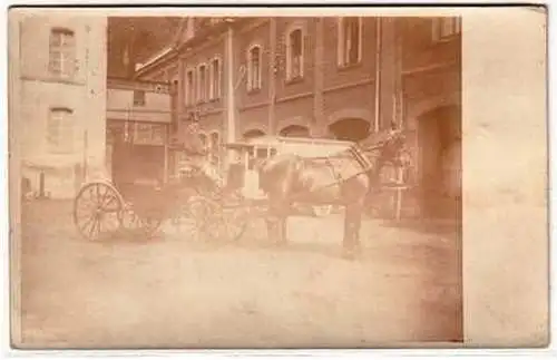 57905 Foto Ak Pferdkutsche und altes Automobil um 1910