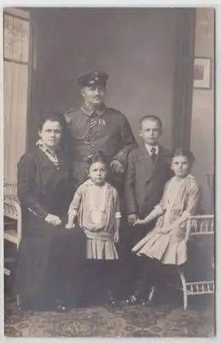 49832 Foto Ak Soldat mit Schützenschnur 1. Weltkrieg 1915