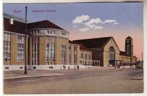 59672 Ak Basel Badischer Bahnhof mit Straßenbahn davor um 1910