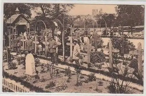 46424 Ak Laon Deutscher Soldatenfriedhof um 1916