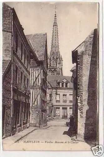 21086 Ak Harfleur Vieilles Maisons et le Clocher um1920