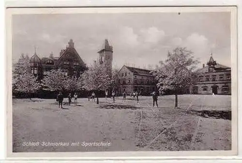 53724 Ak Schloß Schmorkau mit Sportschule um 1930