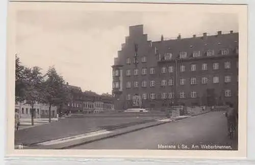 54948 Ak Meerane in Sachsen am Weberbrunnen um 1940