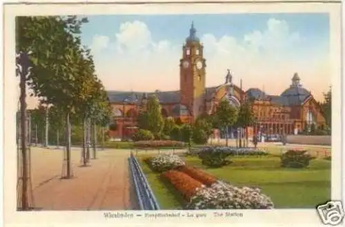 21070 Ak Wiesbaden Hauptbahnhof um 1920