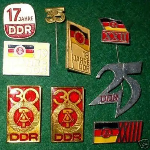 9 Abzeichen DDR Jahrestage 1966 bis 1984