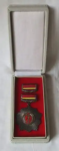 DDR Vaterländischer Verdienstorden in Silber im Etui Bartel 4e (109589)