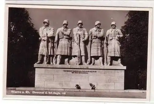 52279 Ak Worms am Rhein Ehrenmal des Infanterie Regiments 118, um 1935