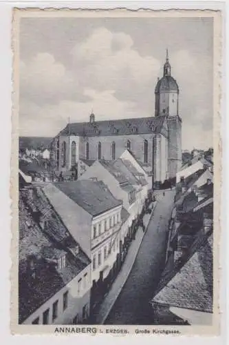 95304 Ak Annaberg im Erzgebirge - Große Kirchgasse und Kirche um 1920