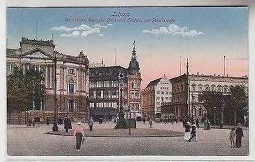 66263 Ak Leipzig Reichsbank, Deutsche Bank und Eingang zur Petersstraße 1930