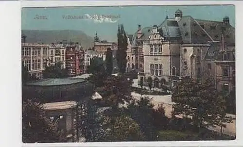 32471 Ak Jena Volkshaus und Abé Denkmal um 1910