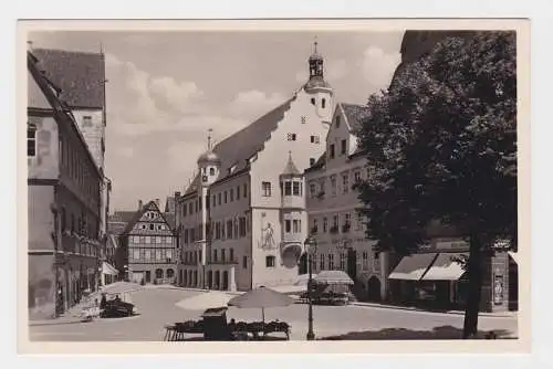 79871 Ak Nördlingen Marktplatz mit Rathaus um 1930