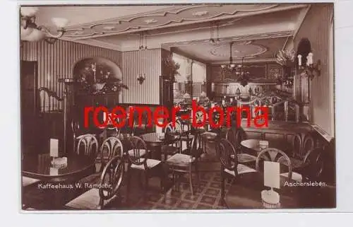 81894 Foto Ak Aschersleben Kaffeehaus W. Ramdohr Innenansicht 1926