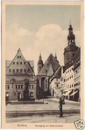 21183 Ak Eisleben Marktplatz mit Lutherdenkmal um 1930