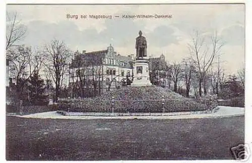 17354 Ak Burg bei Magdeburg Denkmal um 1910