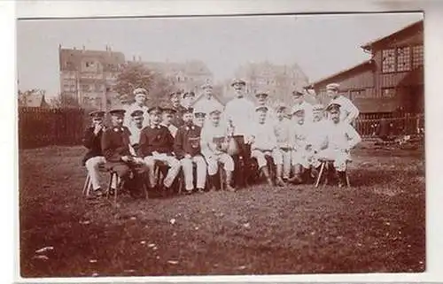 57876 Foto Ak Nürnberg Soldatengruppe im Lazarett 1917