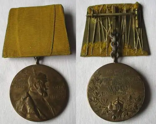 Alte Preussen Centenar Medaille 1897 an Bandspange (103544)