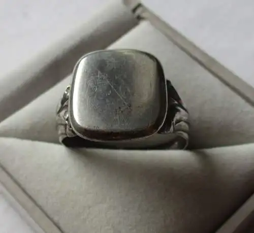 eleganter 800er Silber Ring Siegelring mit Randverzierungen (104189)