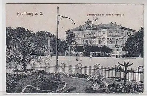 62123 Ak Naumburg Bismarckplatz mit Hotel Reichskrone um 1920