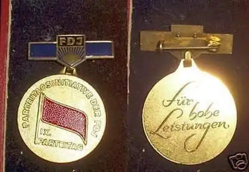 DDR Orden Parteitagsinitiative der FDJ im Etui