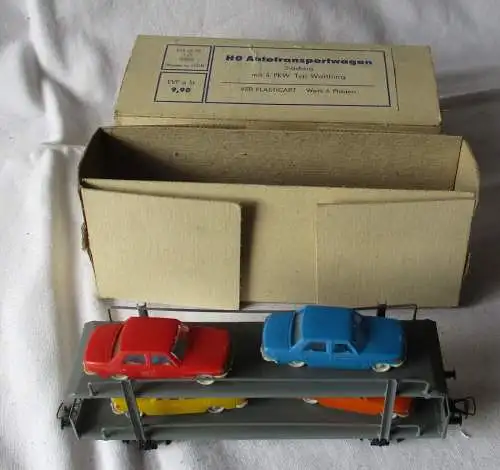 Modelleisenbahn Plasticart Autotransportwagen Wartburg Spur H0 OVP (167622)