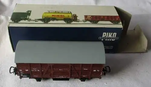 Modelleisenbahn PIKO Güterwagen Verschlagwagen DR braun Spur H0 OVP (167772)