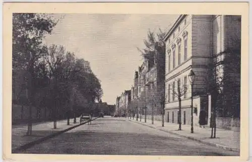 92124 Ak Stralsund - Straßenansicht  Jungfernstieg Blick zum Bahnhof 1943