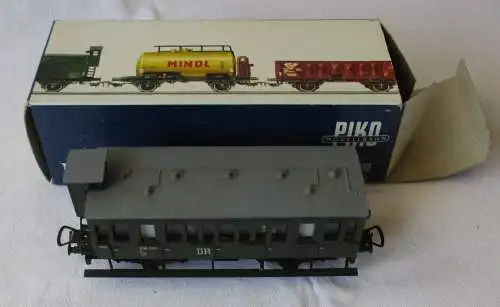 Modelleisenbahn PIKO Abteilwagen mit Bremserhaus DR Spur H0 OVP (168071)