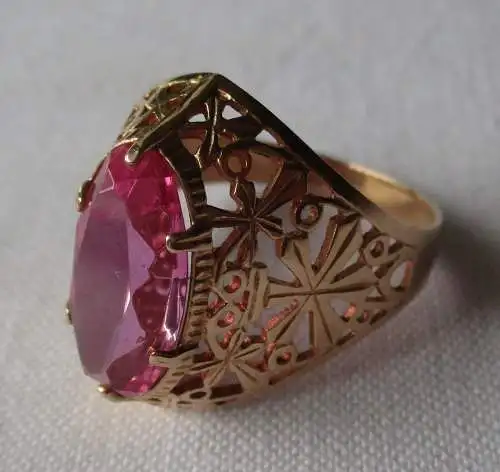 dekorativer Damen Ring 583er Gold mit pinken Rubin Russland UdSSR (163211)