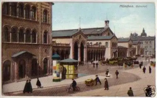 15772 Ak München Bahnhof mit Kutschen 1909