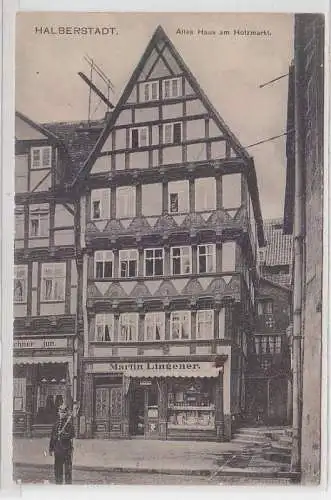 71527 Ak Halberstadt altes Haus am Holzmarkt 1914