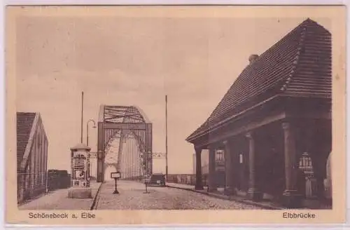 24256 Ak Schönebeck an der Elbe Blick auf die Elbbrücke 1925