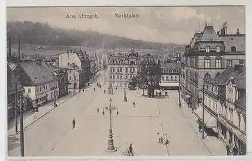 42704 Ak Aue im Erzgebirge Marktplatz um 1920