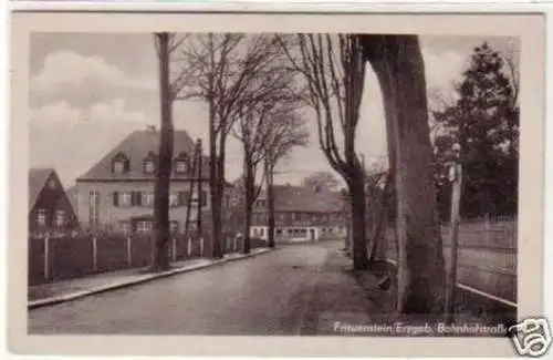 31984 Ak Frauenstein Erzgebirge Bahnhofstraße um 1950