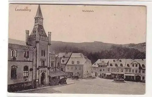 10711 Ak Leutenberg Marktplatz und Ratskeller um 1910