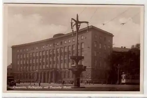 43604 Ak Chemnitz Falkeplatz mit deutsche Bank um 1932