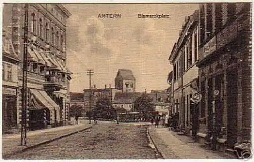 16431 Ak Artern Bismarckplatz mit Frisör 1913