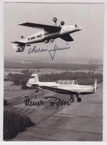 98331 Flugsportfoto Ak Schönhagen mit 2 Kunstfliegern um 1970