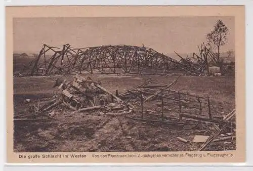 71518 Ak verbrannte französische Flugzeughalle 1. Weltkrieg