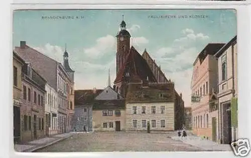 34688 Ak Brandenburg Paulikirche und Kloster um 1910