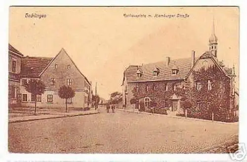 05470 Ak Hecklingen Rathausplatz mit Hamburger Straße