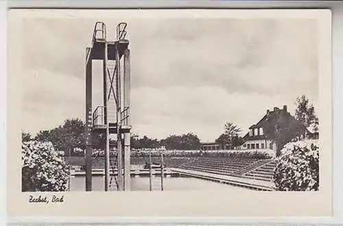 64446 Ak Zerbst Schwimmbad mit Sprungturm 1954