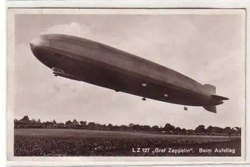 60347 Ak Luftschiff LZ 127 "Graf Zeppelin" beim Aufstieg um 1930