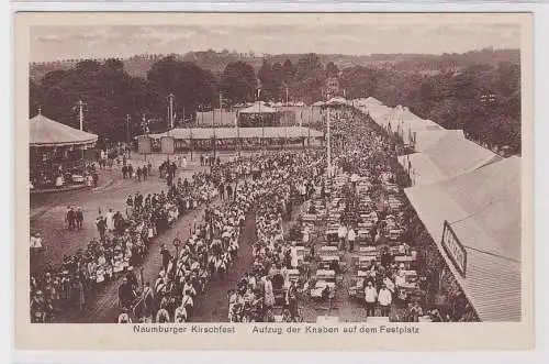 89025 AK Naumburger Kirschfest - Aufzug der Knaben auf dem Festplatz um 1920