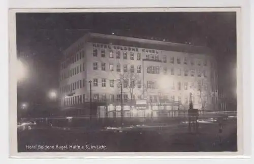 17040 Ak Halle an der Saale Hotel goldene Kugel im Licht 1930